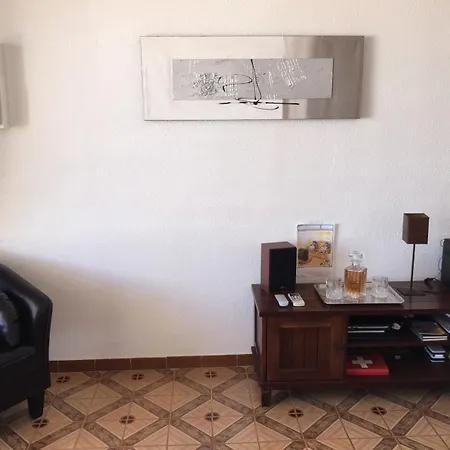 Attikawohnung 3,5 Zimmer, Direkt Am טורבייחה